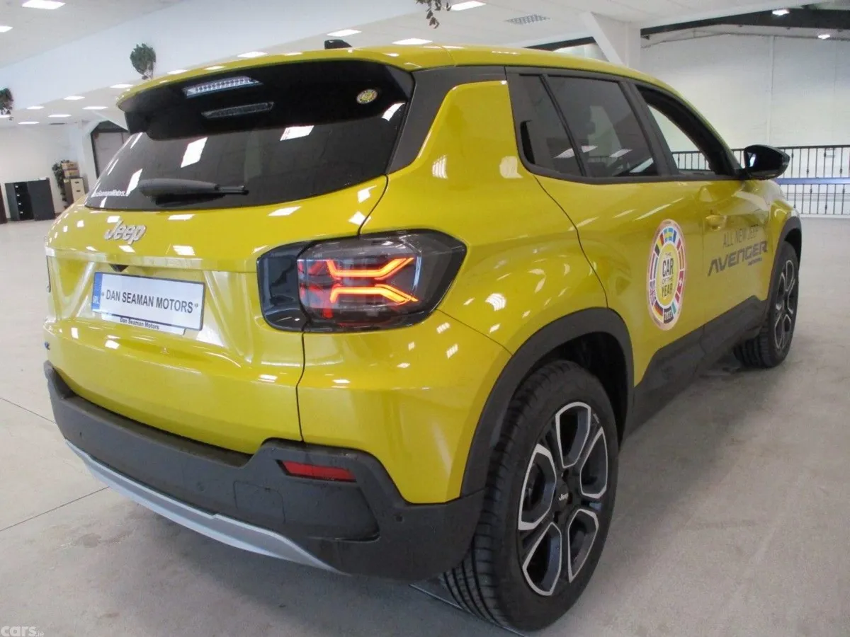 Jeep Avenger SUV, Petrol Hybrid, 2026, Yellow