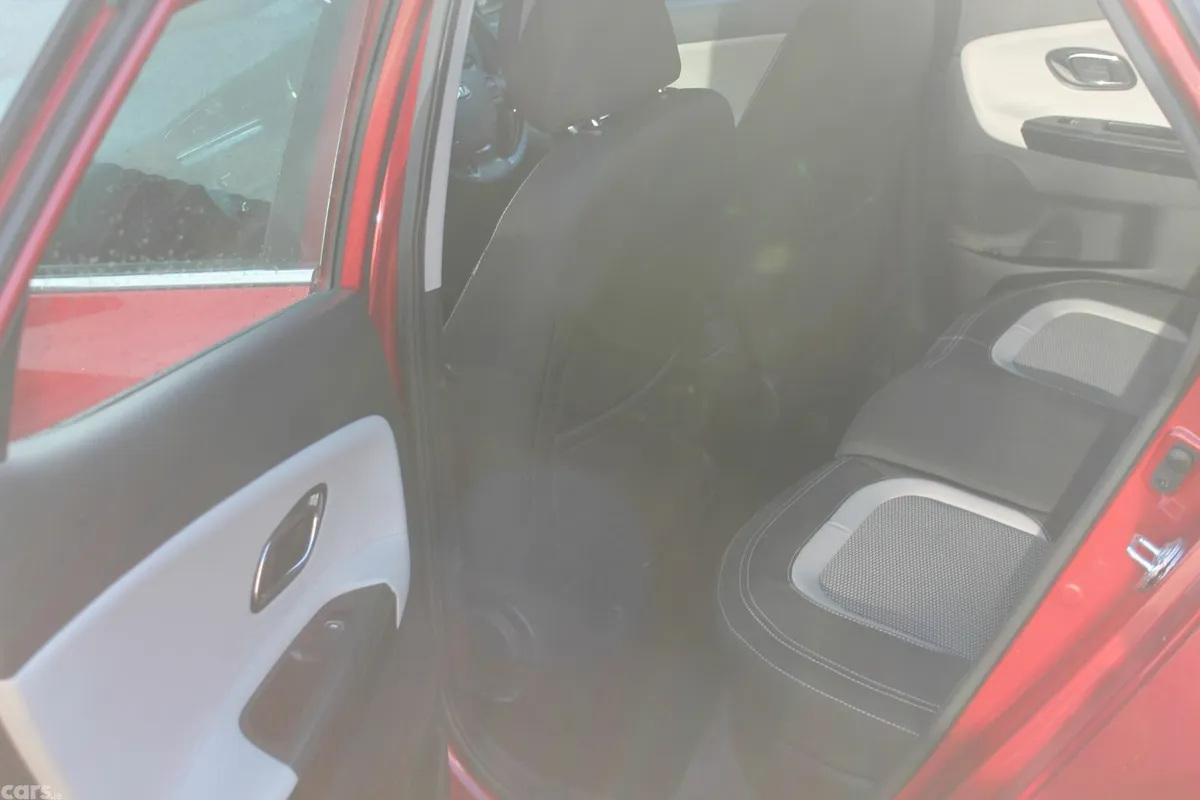 Kia Ceed Hatchback, Diesel, 2015, Red