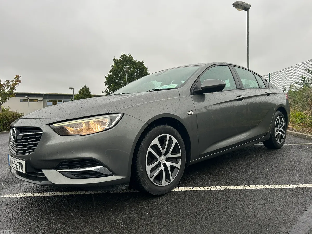 Opel Insignia Hatchback, Diesel, 2017, Grey