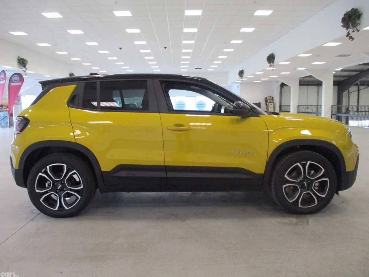 Jeep Avenger SUV, Electric, 2026, Yellow