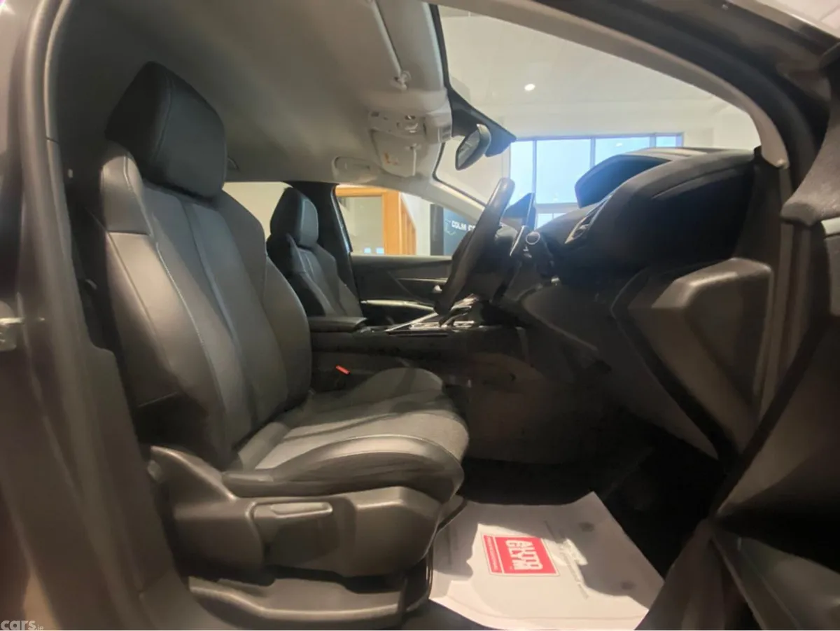 Peugeot 3008 MPV, Diesel, 2021, Grey