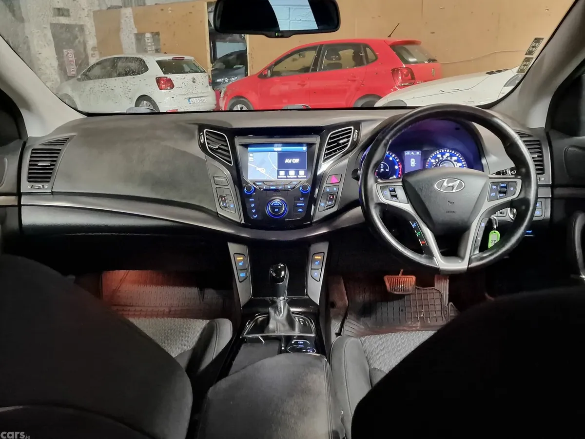 Hyundai i40 Saloon, Diesel, 2017, Blue