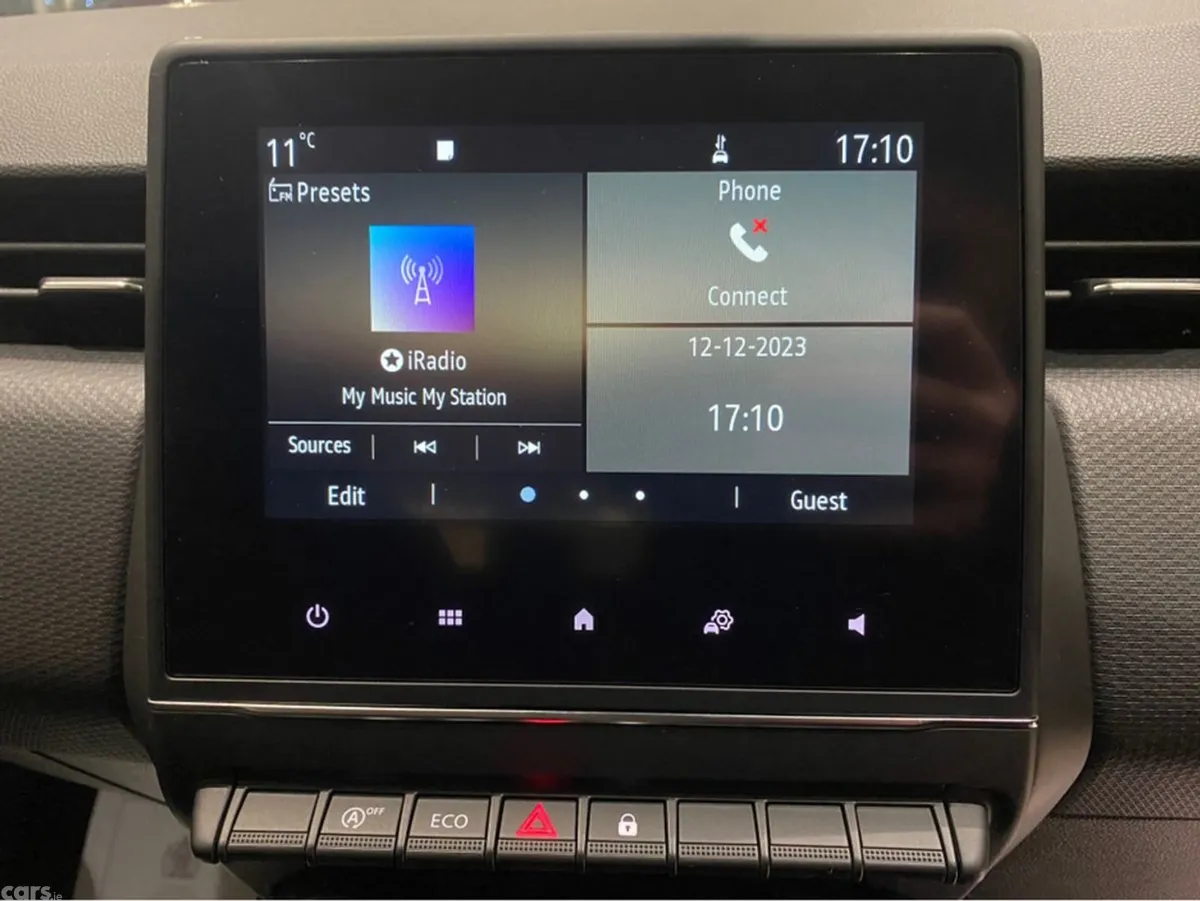 Renault Clio Hatchback, Petrol, 2022, Grey
