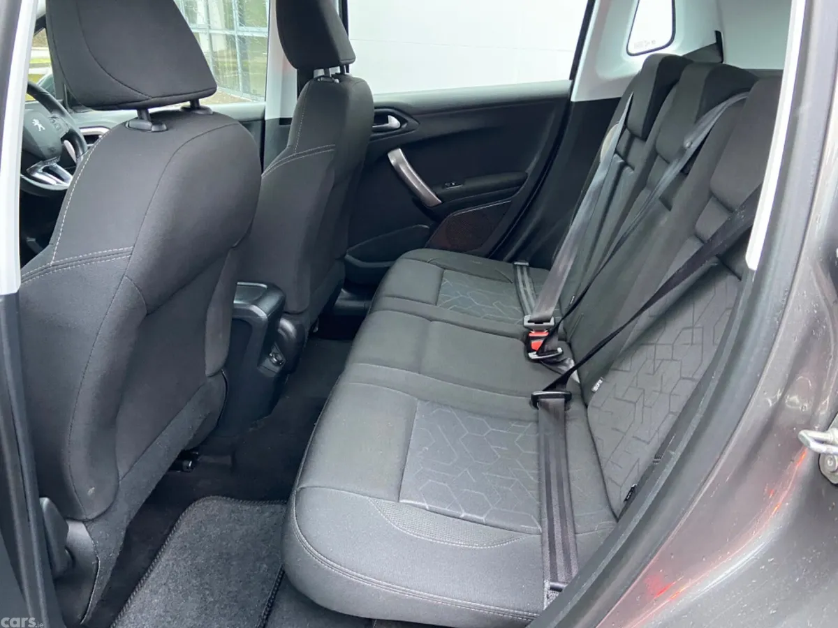 Peugeot 2008 SUV, Diesel, 2015, Grey