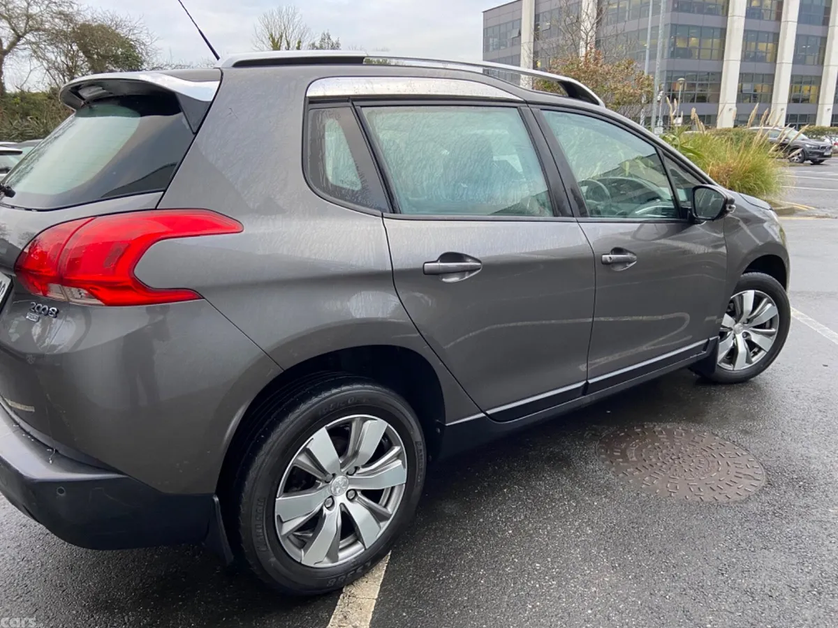 Peugeot 2008 SUV, Diesel, 2015, Grey