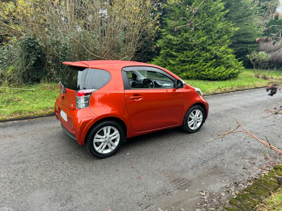 Toyota iQ Hatchback, Petrol, 2013, Orange