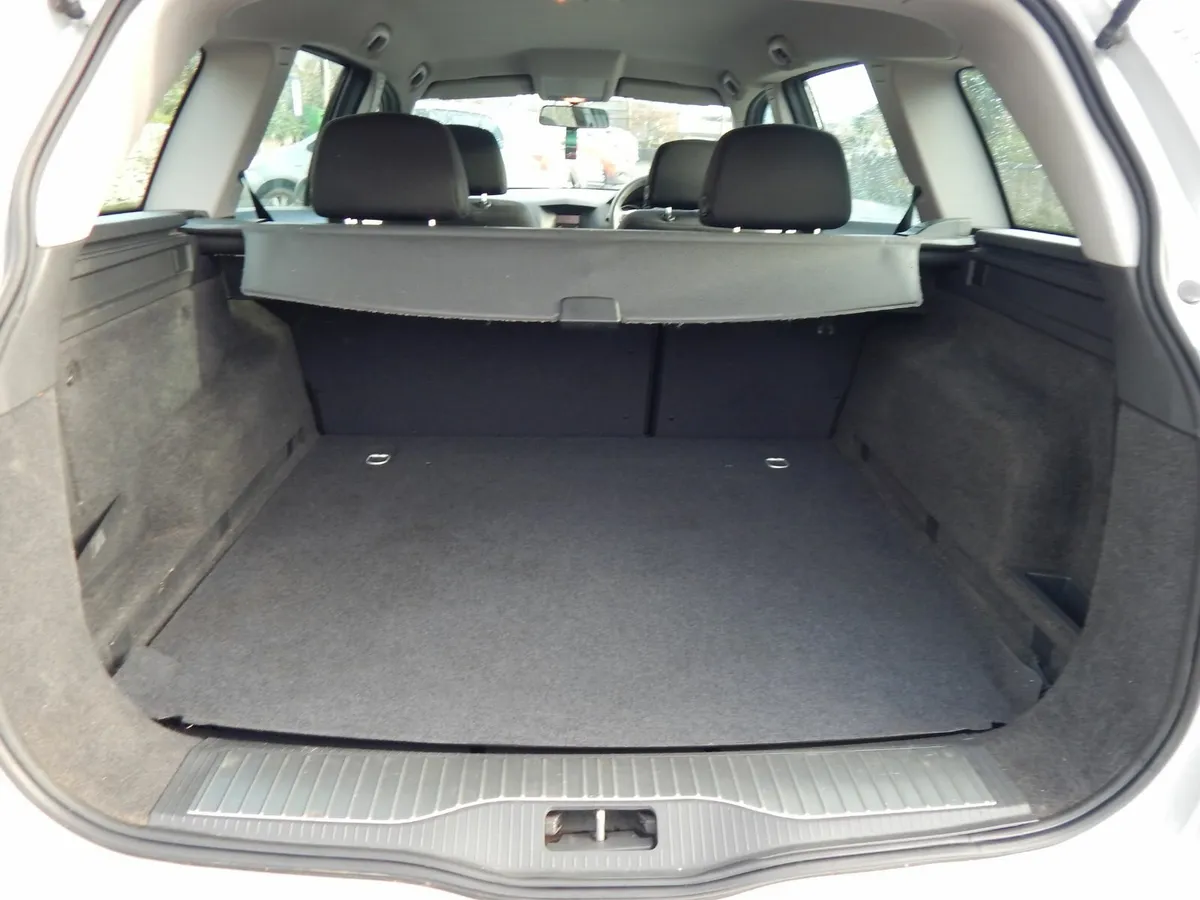 Vauxhall Astra Estate, Diesel, 2009, Silver