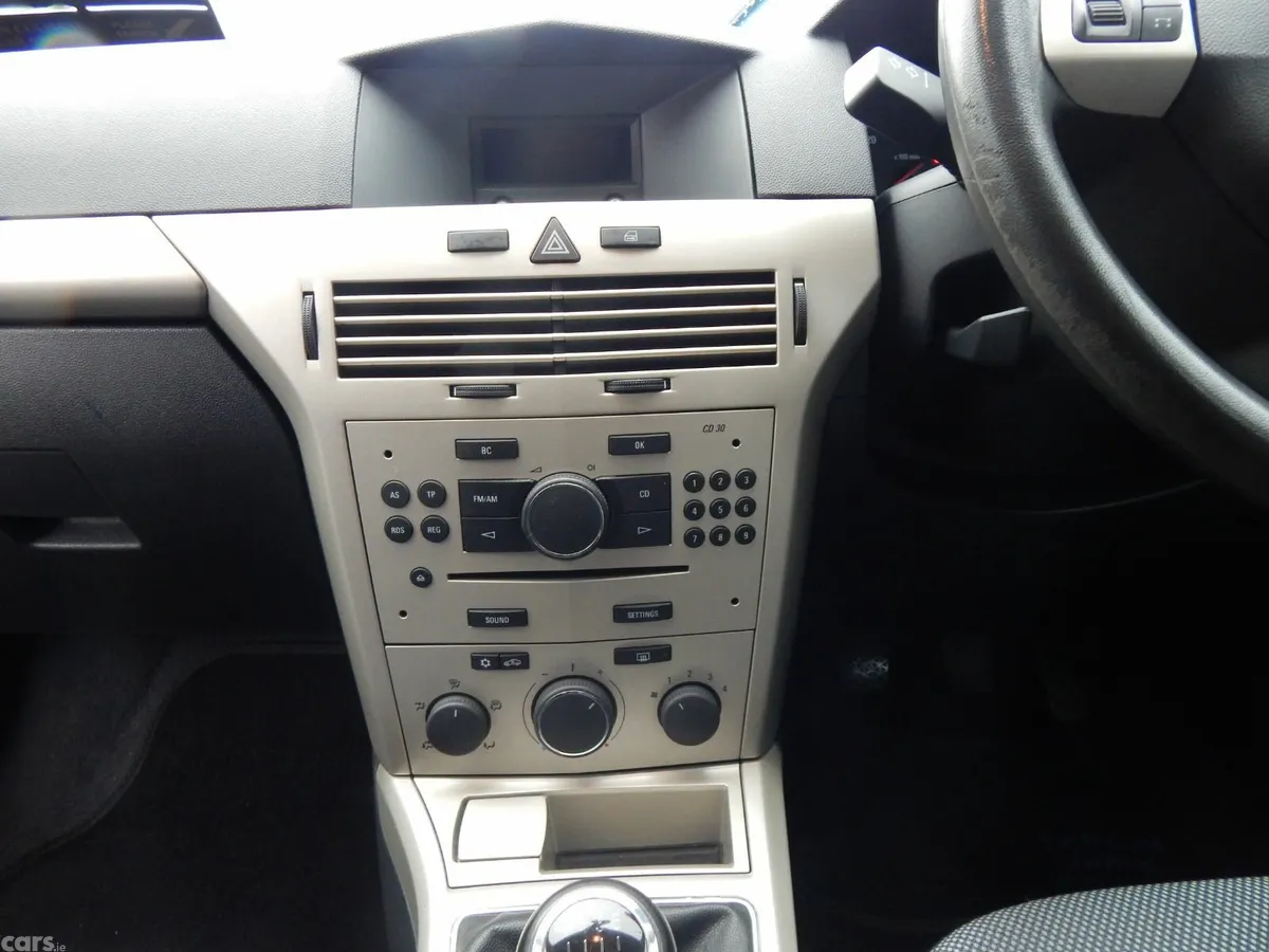 Vauxhall Astra Estate, Diesel, 2009, Silver