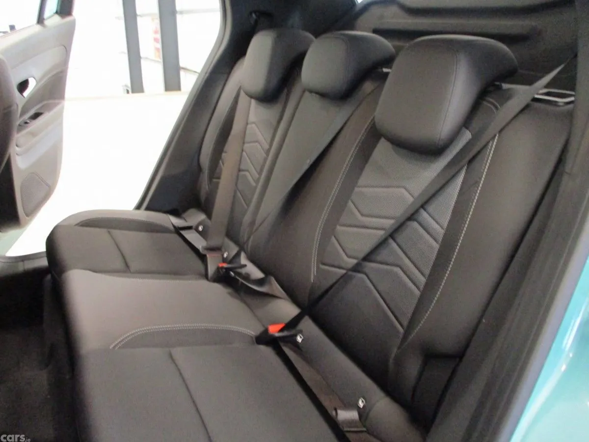 Jeep Avenger SUV, Electric, 2026, Green