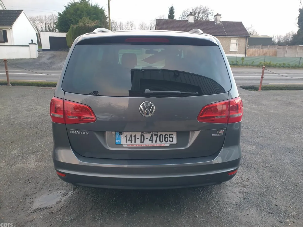 Volkswagen Sharan MPV, Petrol, 2014, Grey