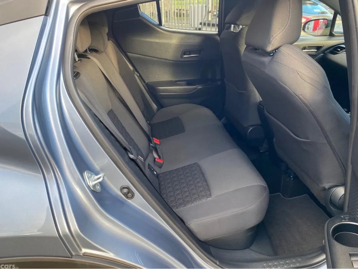 Toyota C-HR Hatchback, Petrol Hybrid, 2021, Grey
