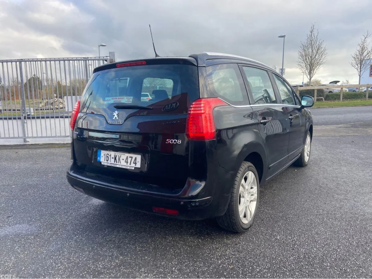 Peugeot 5008 MPV, Diesel, 2016, Black