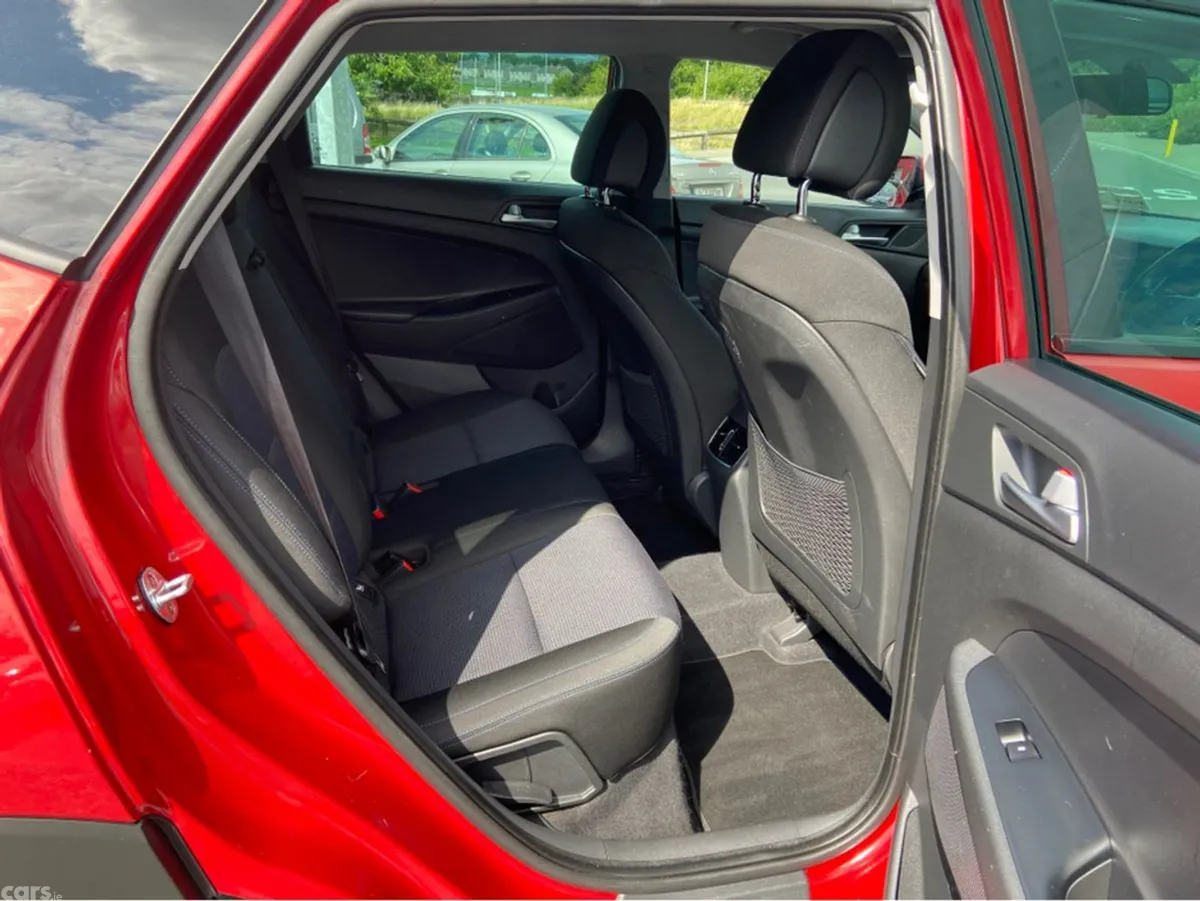 Hyundai Tucson Estate, Diesel, 2018, Red