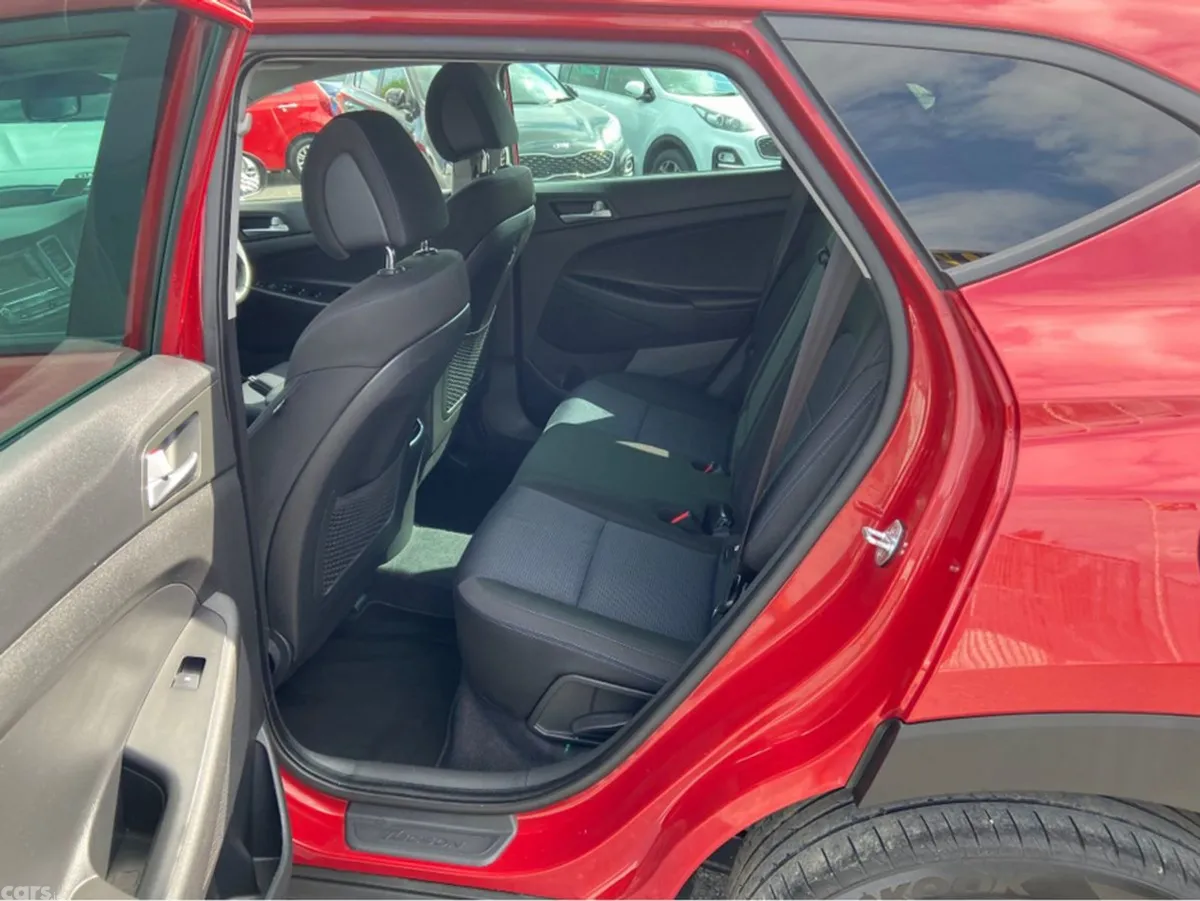 Hyundai Tucson Estate, Diesel, 2018, Red