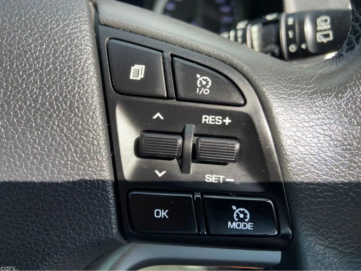 Hyundai Tucson Estate, Diesel, 2018, Red
