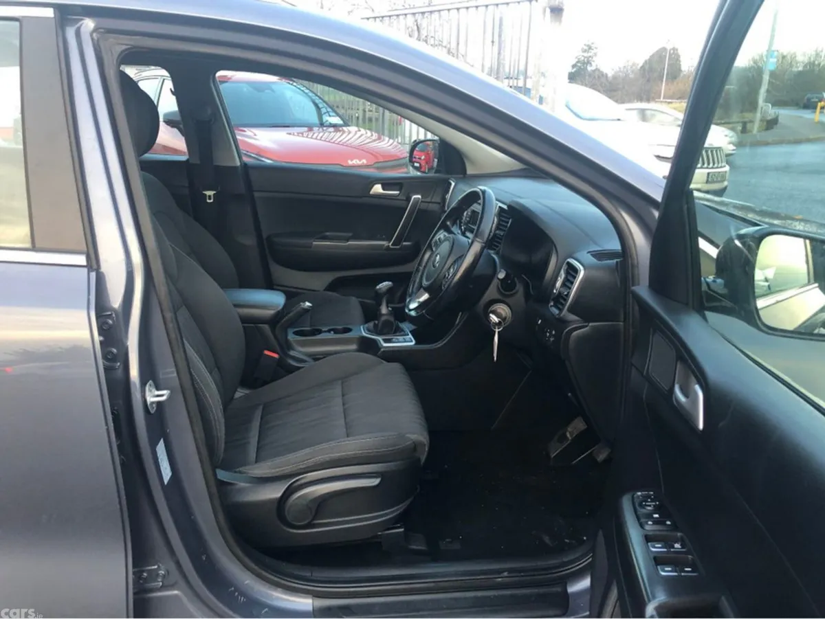 Kia Sportage MPV, Diesel, 2017, Blue