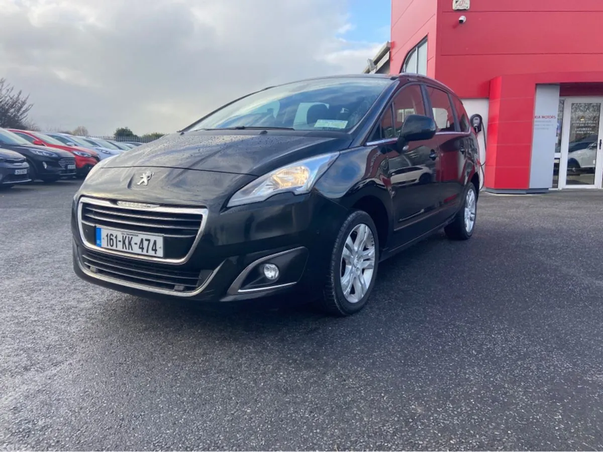 Peugeot 5008 MPV, Diesel, 2016, Black