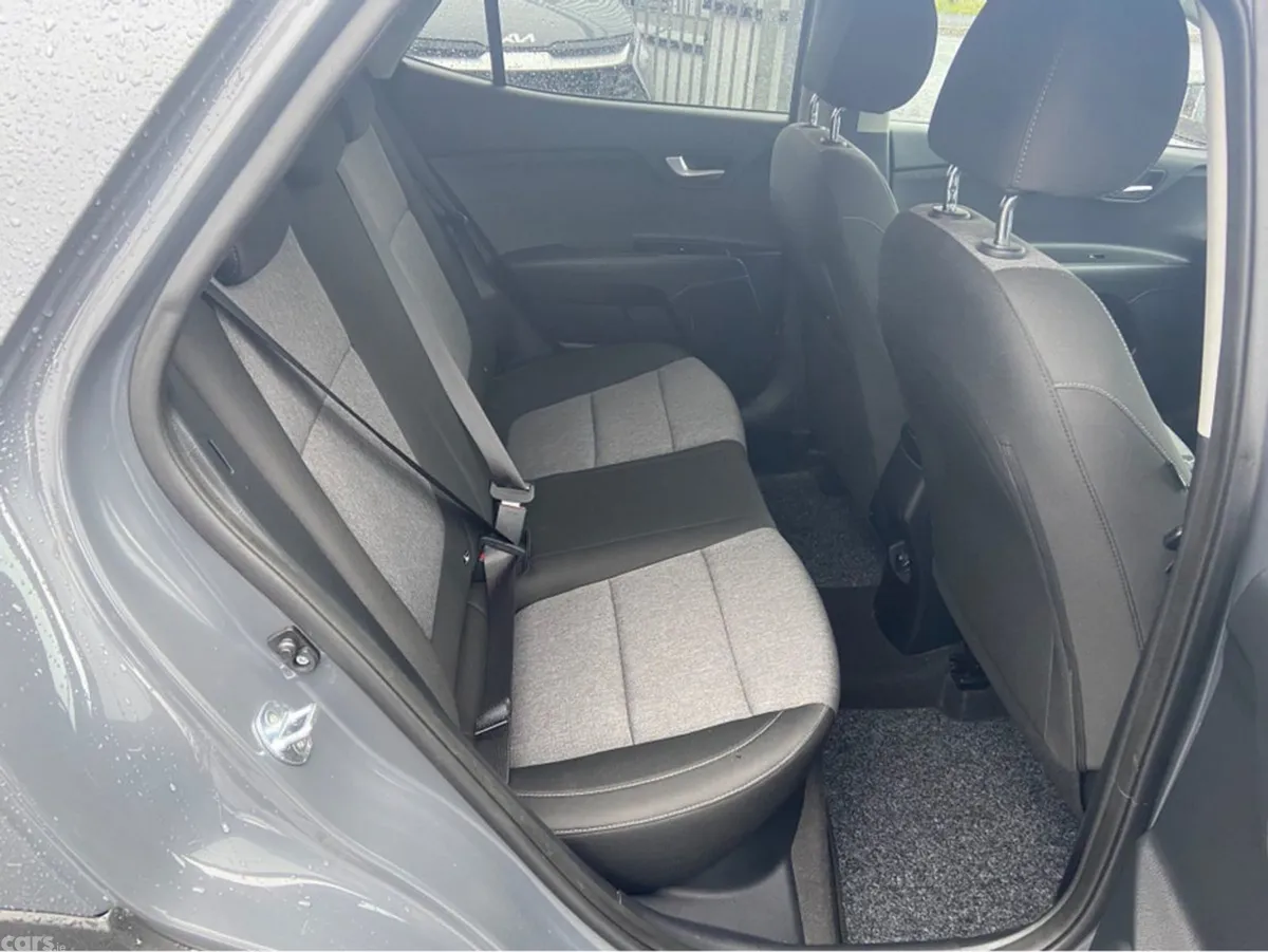 Kia Stonic Estate, Petrol, 2021, Grey