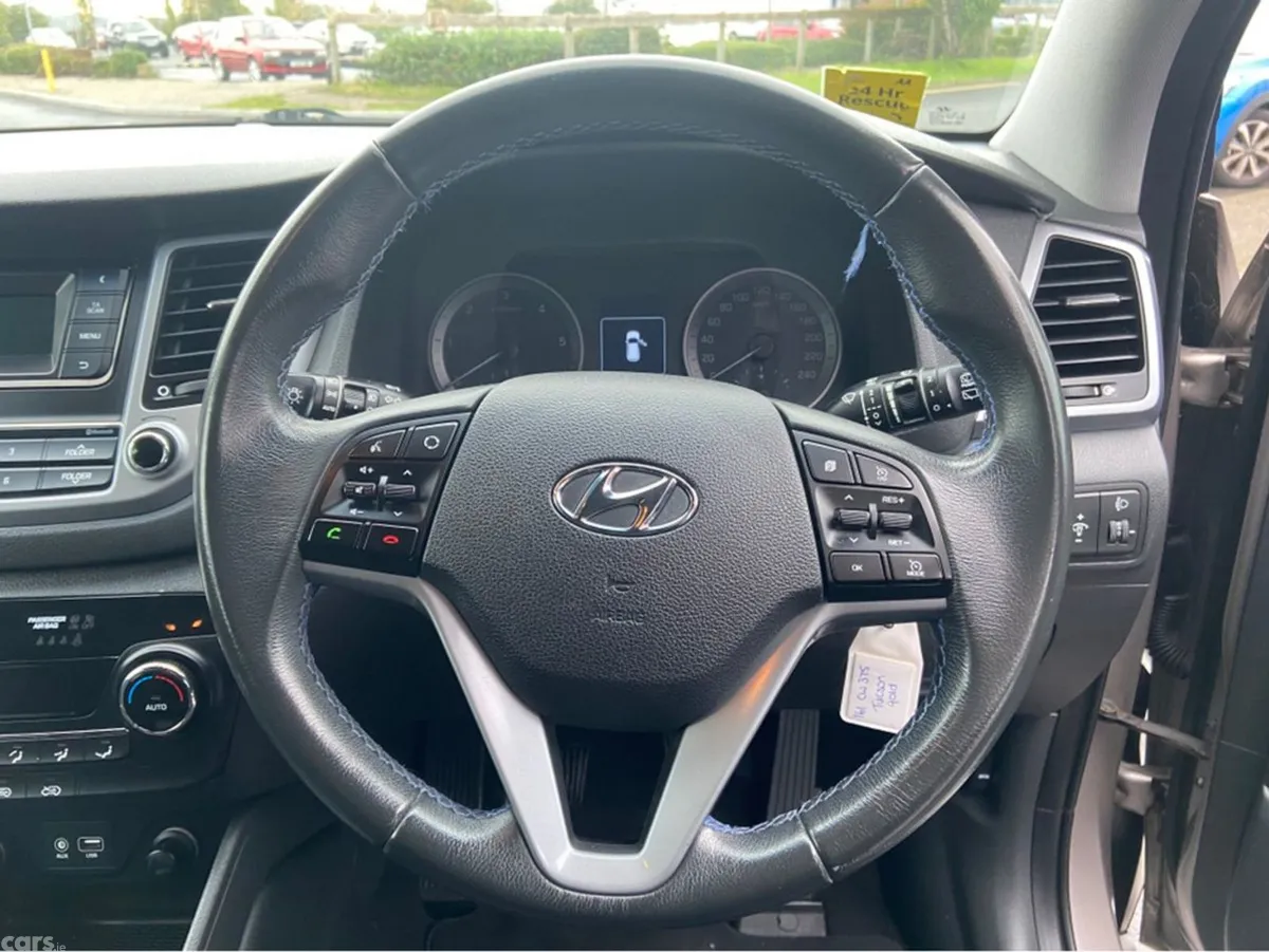 Hyundai Tucson MPV, Diesel, 2016, White