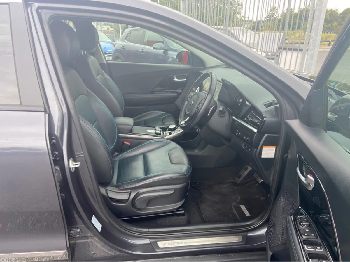 Kia e-Niro Estate, Electric, 2020, Grey
