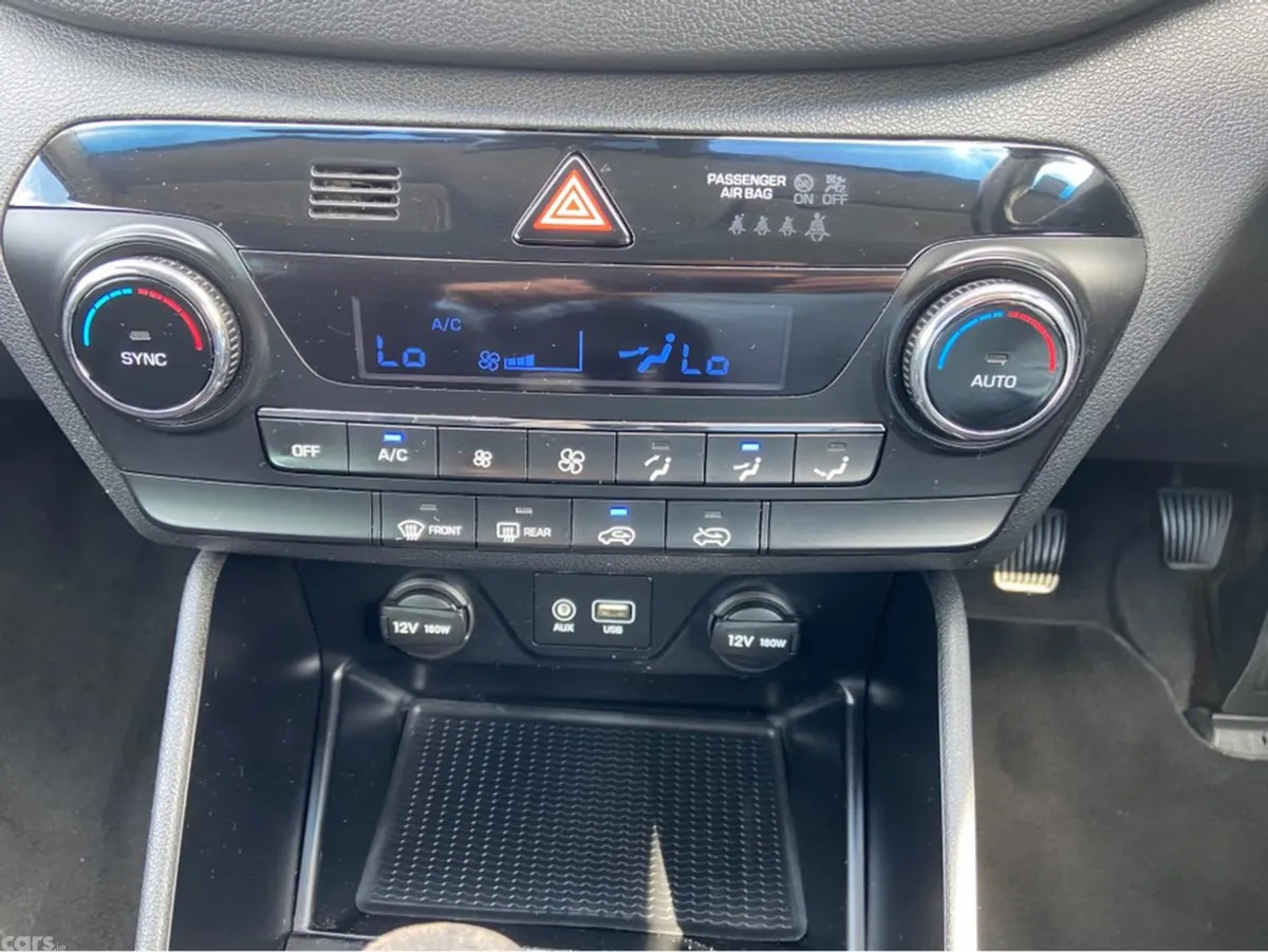 Hyundai Tucson Estate, Diesel, 2018, Red