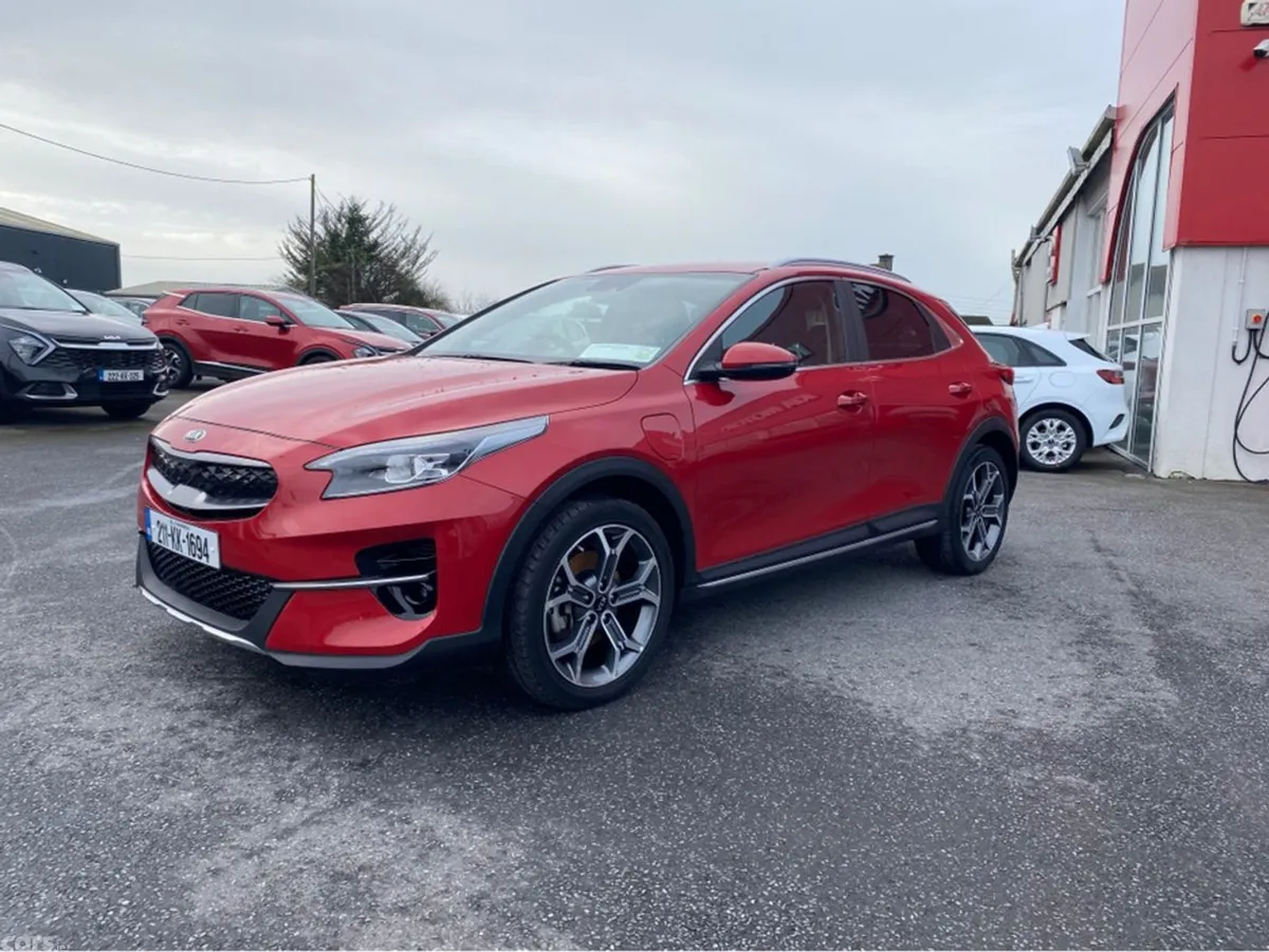 Kia XCeed Hatchback, Petrol Plug-in Hybrid, 2021, Red