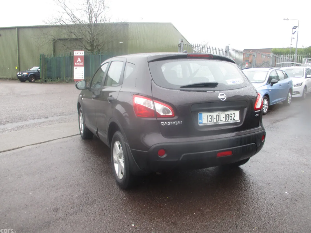 Nissan Qashqai Hatchback, Diesel, 2013, Black
