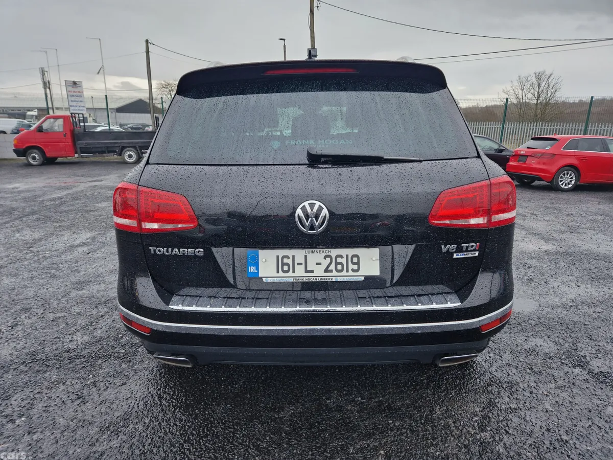 Volkswagen Touareg SUV, Diesel, 2016, Black