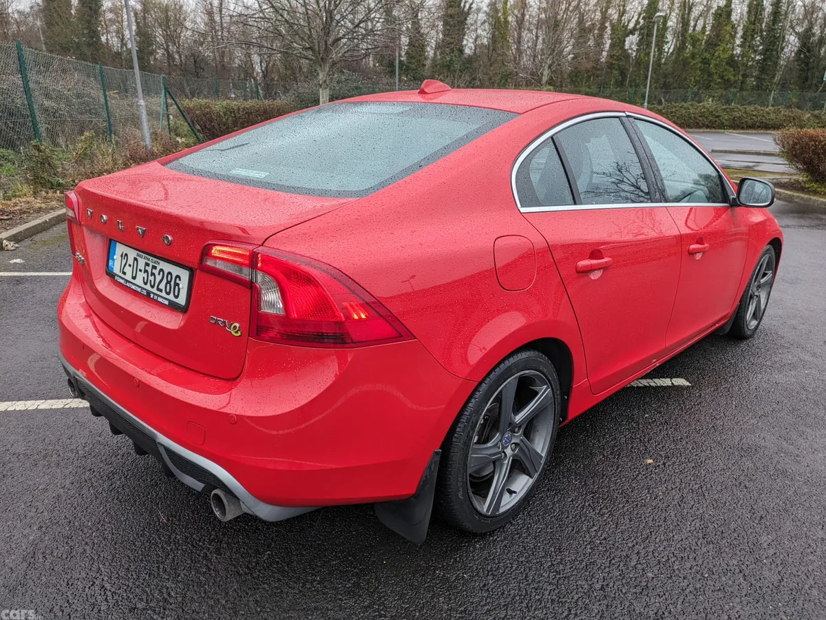 Volvo S60 Saloon, Diesel, 2012, Red