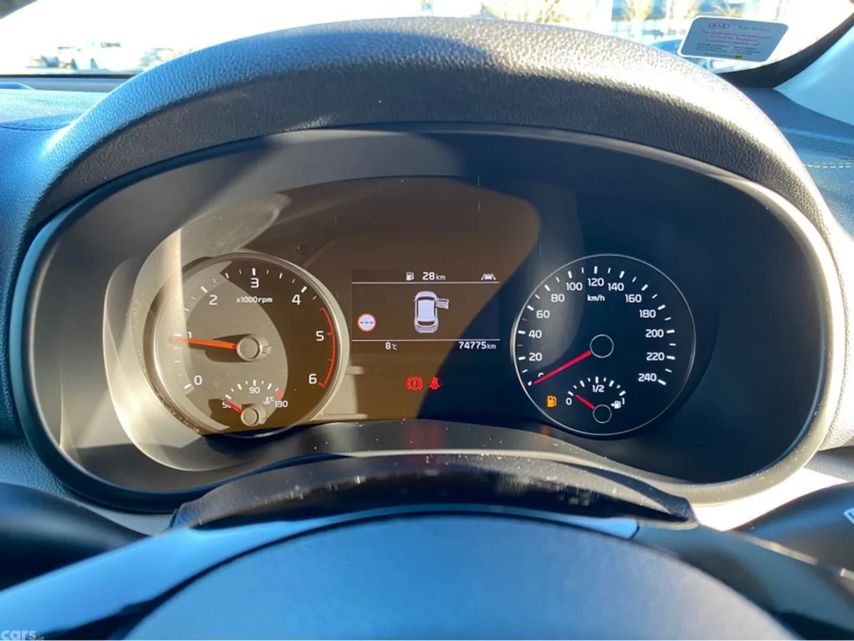 Kia Sportage MPV, Diesel Hybrid, 2021, White