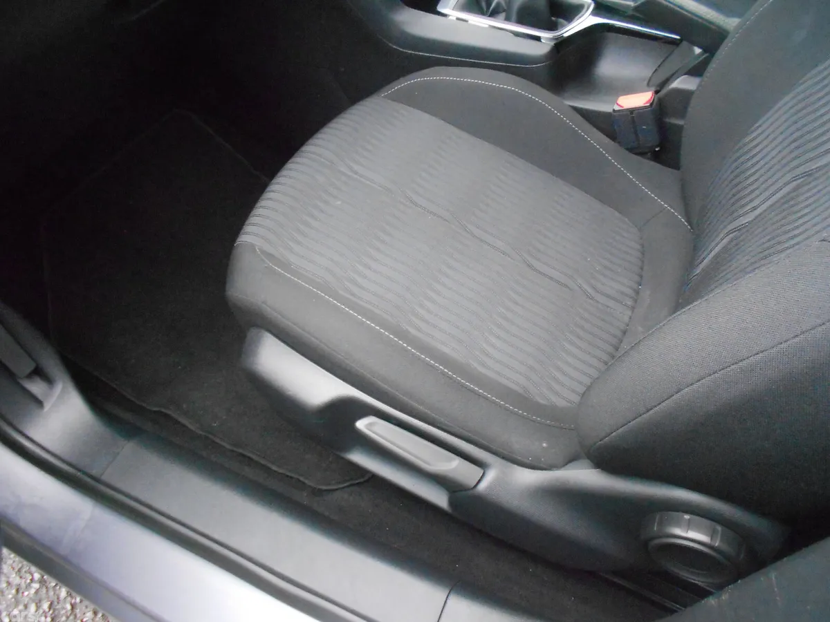 Peugeot 308 Estate, Diesel, 2015, Grey