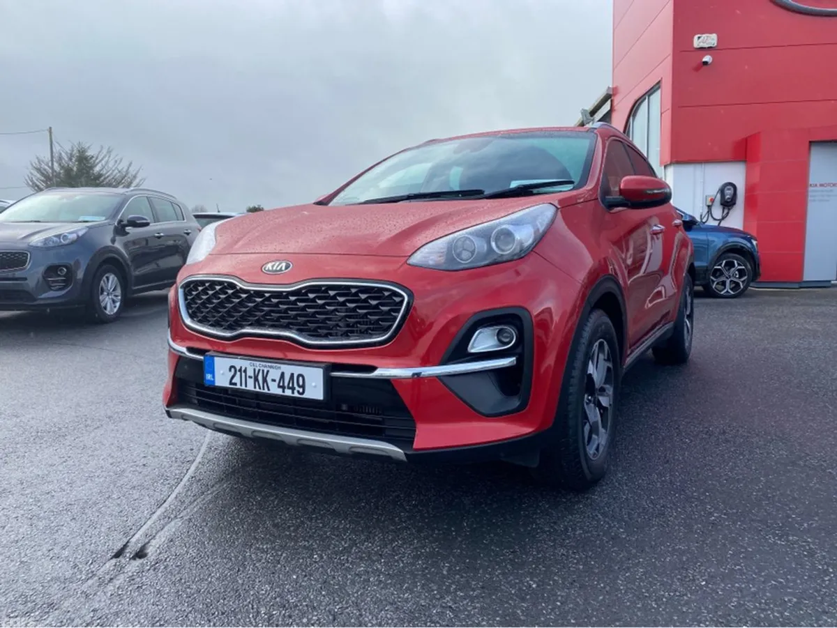 Kia Sportage MPV, Diesel, 2021, Red