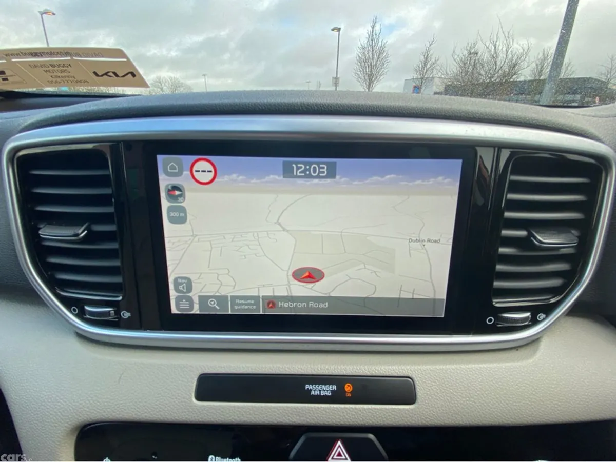 Kia Sportage MPV, Diesel, 2021, Red