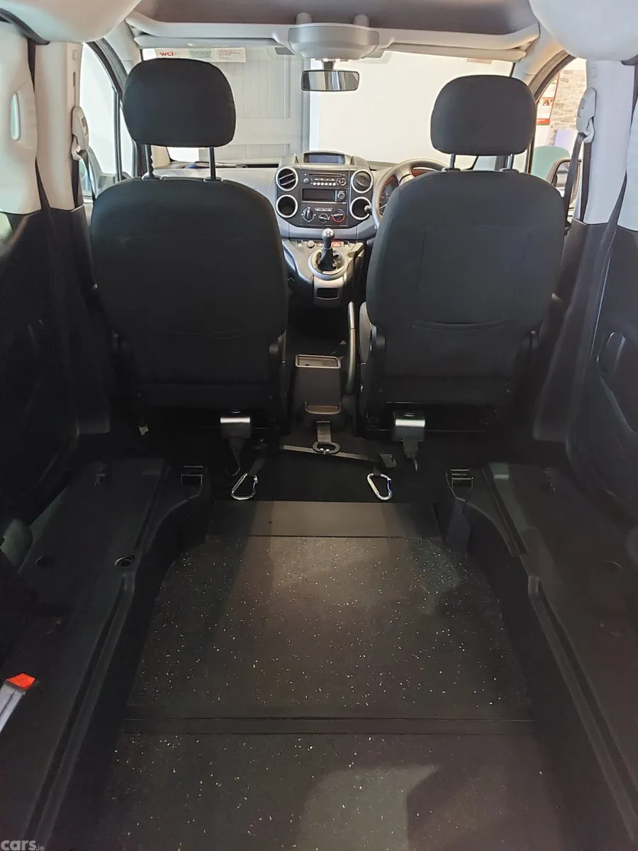Peugeot Partner MPV, Diesel, 2017, Silver
