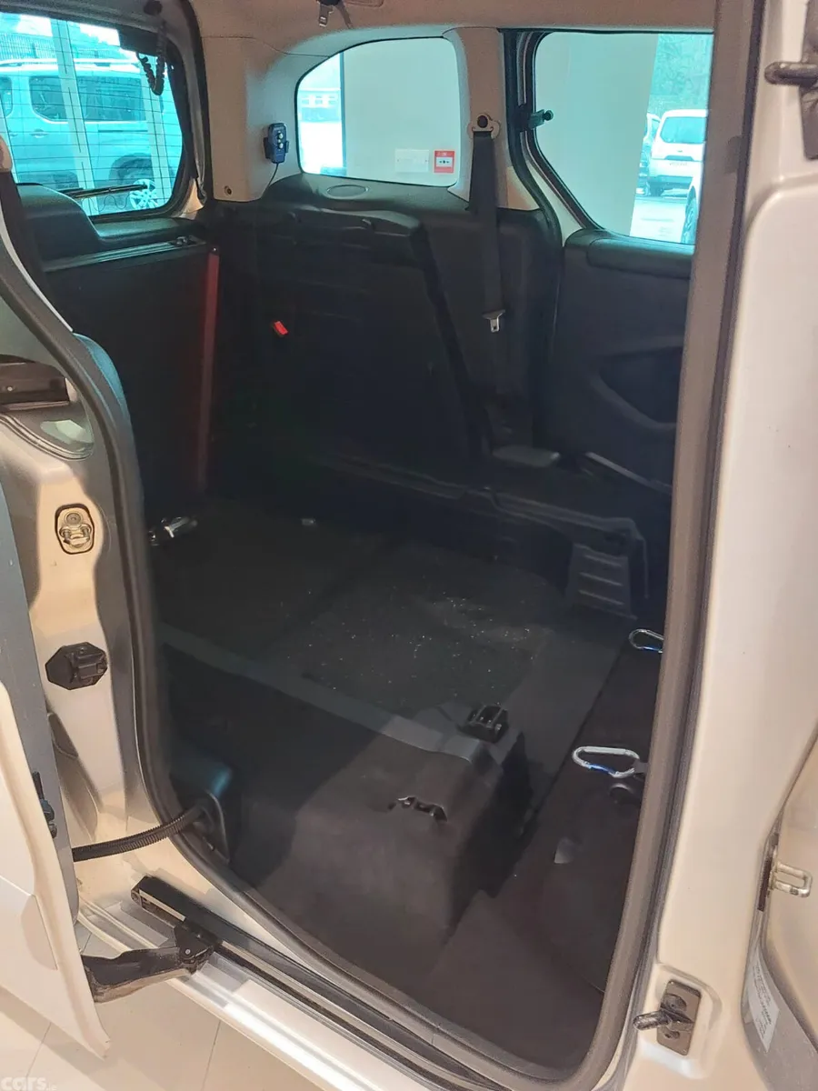 Peugeot Partner MPV, Diesel, 2017, Silver