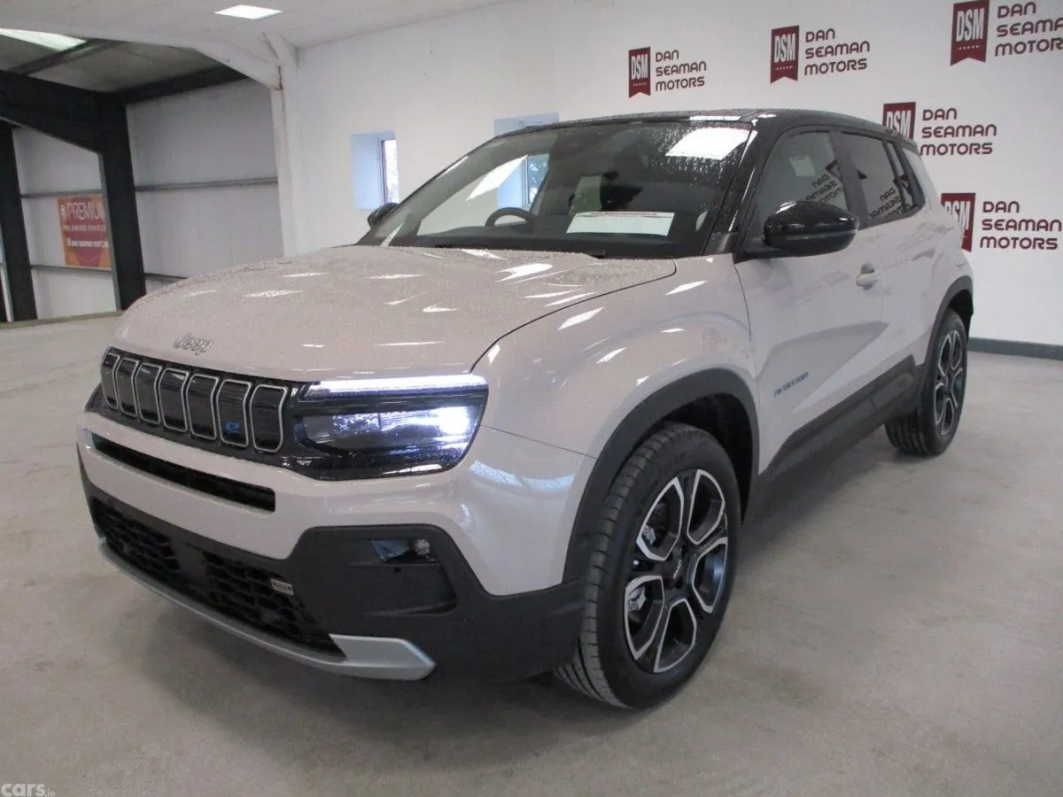 Jeep Avenger SUV, Electric, 2026, Grey