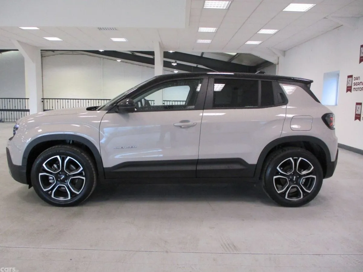 Jeep Avenger SUV, Electric, 2026, Grey