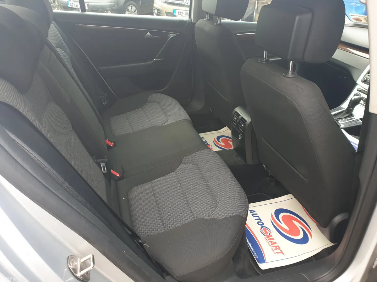 Volkswagen Passat Saloon, Diesel, 2014, Silver