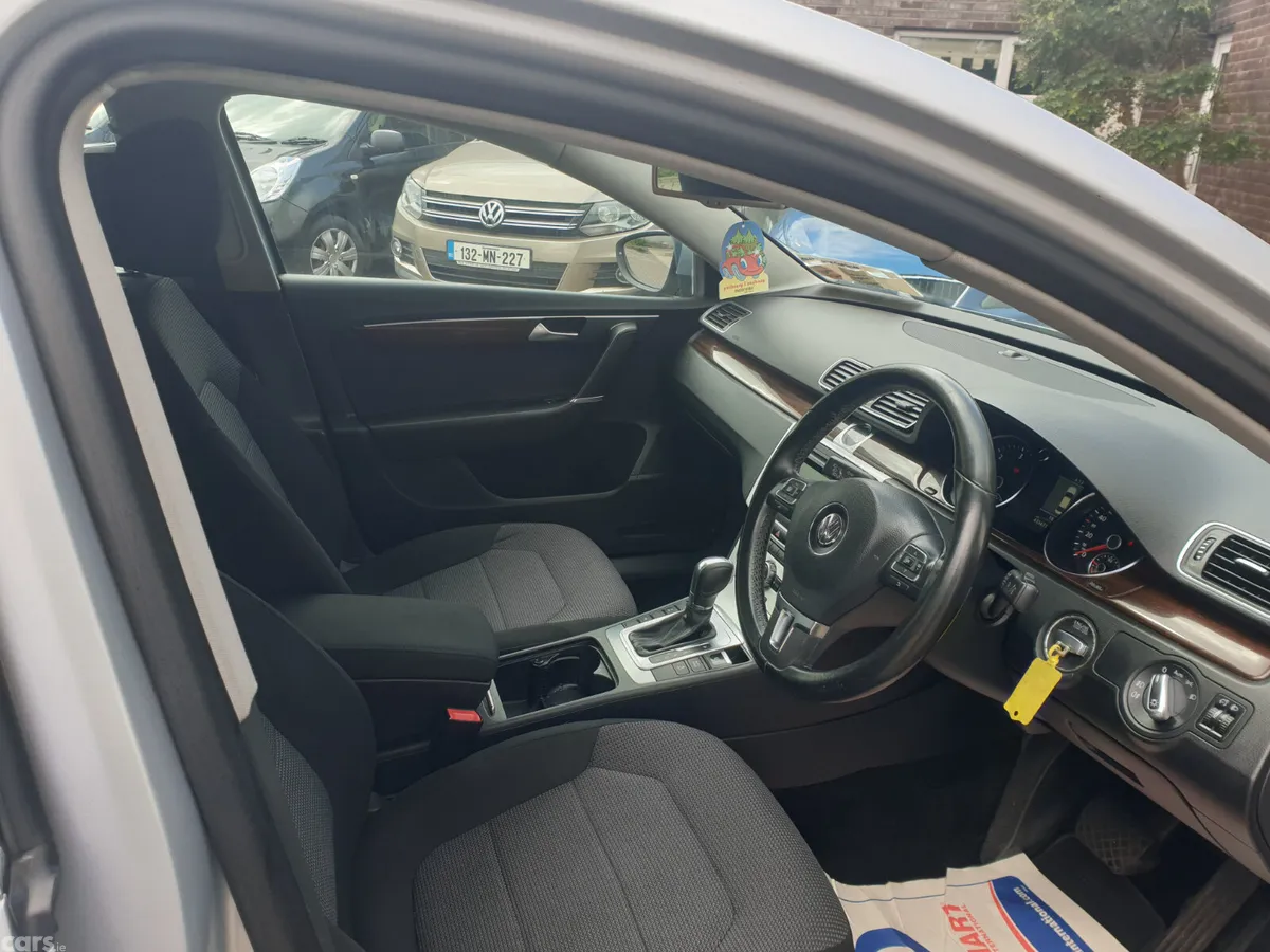 Volkswagen Passat Saloon, Diesel, 2014, Silver