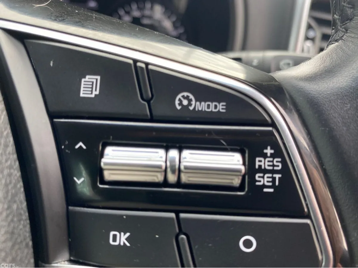 Kia Sportage MPV, Diesel, 2021, White