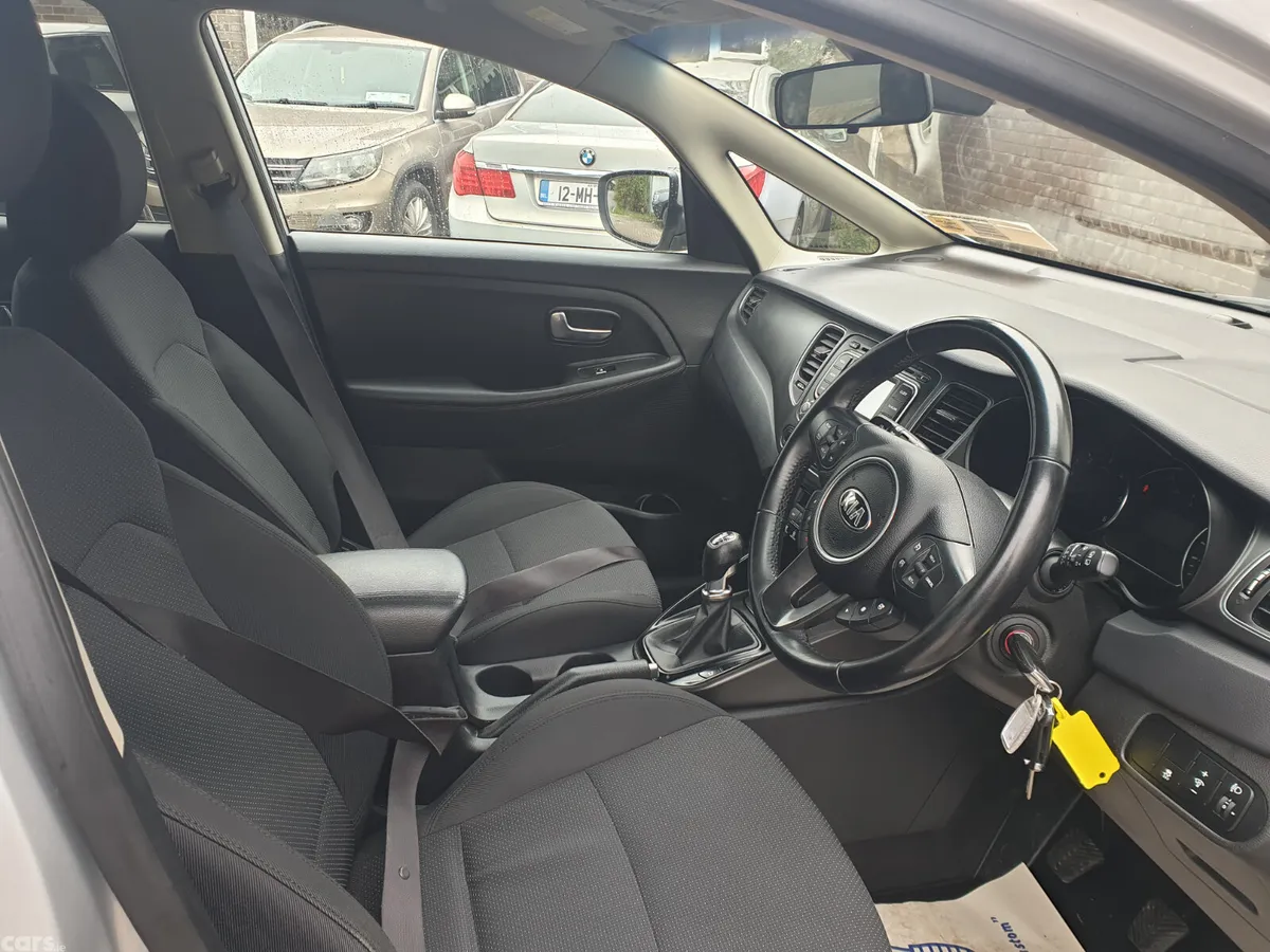 Kia Carens MPV, Diesel, 2016, Silver