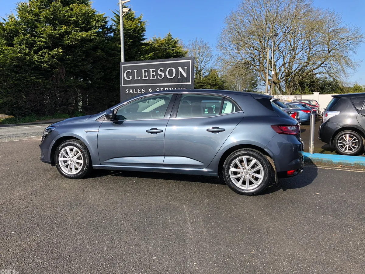 Renault Megane Hatchback, Diesel, 2017, Grey