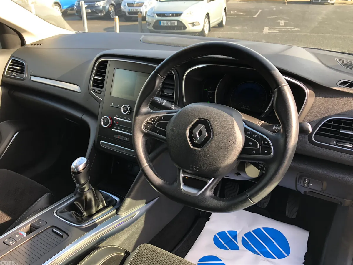 Renault Megane Hatchback, Diesel, 2017, Grey