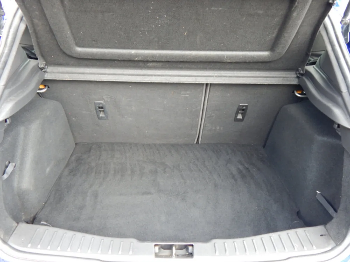 Ford Focus Hatchback, Diesel, 2015, Blue