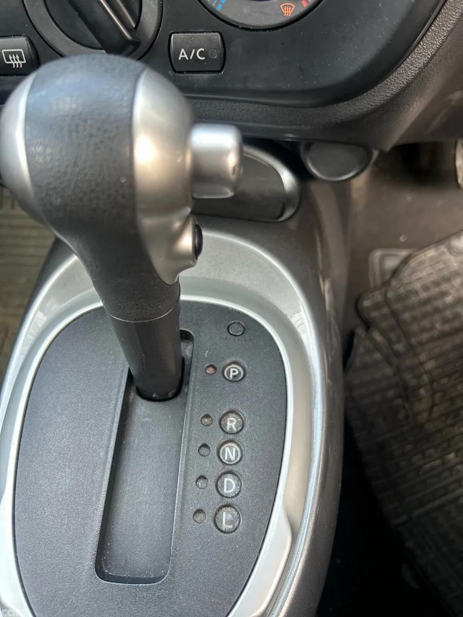 Nissan Juke SUV, Petrol, 2017, Grey