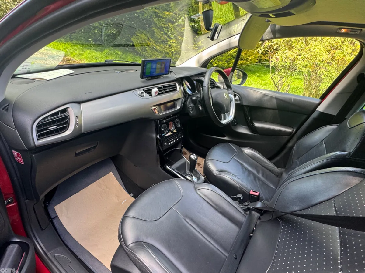 Citroen C3 Hatchback, Petrol, 2016, Red