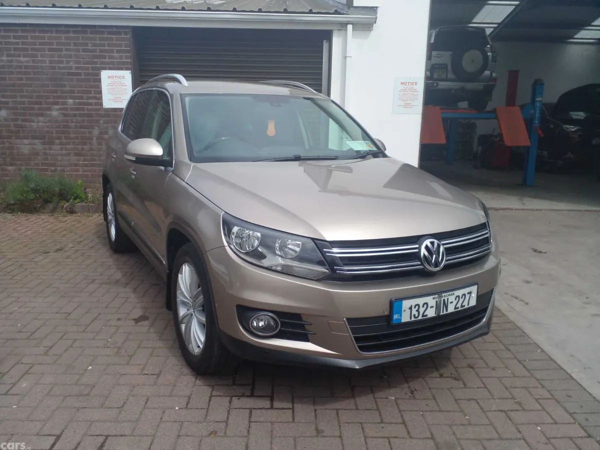 Volkswagen Tiguan SUV, Diesel, 2013, Brown