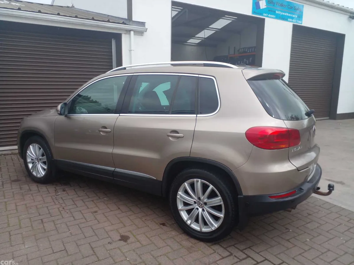 Volkswagen Tiguan SUV, Diesel, 2013, Brown