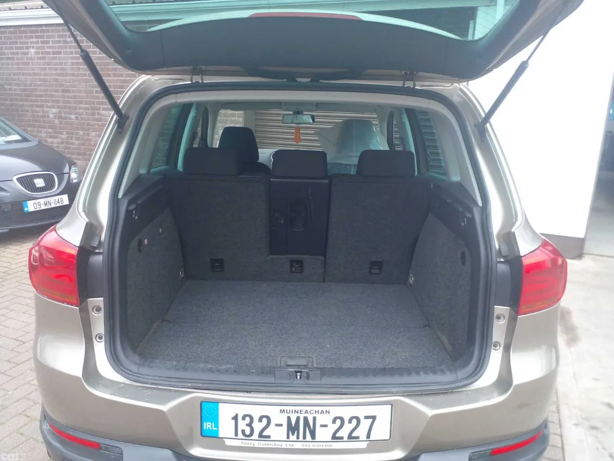Volkswagen Tiguan SUV, Diesel, 2013, Brown