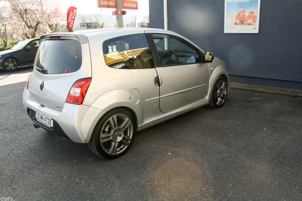 Renault Twingo Hatchback, Petrol, 2012, Silver